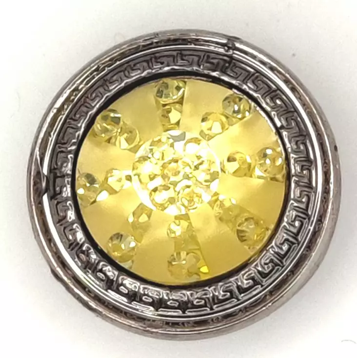 MUSTA KIMALLENAPPI METALLIREUNUKSELLA 17,5 MM - Helmi- ja strassinapit - 35758 - 1